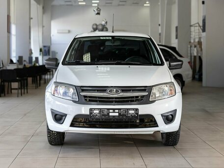 2015 Lada (ВАЗ) Granta I, белый, 450000 рублей, вид 2