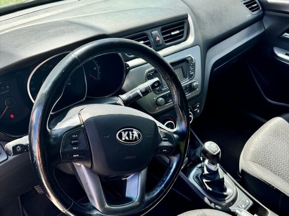 2014 Kia Rio III, серый, 990000 рублей - вид 7