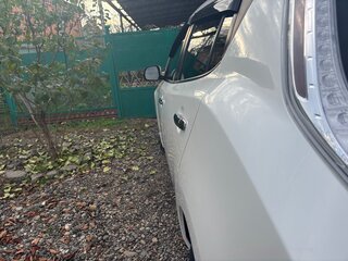 2015 Nissan Leaf 30kWh I (ZE0/AZE0), белый, 1800000 рублей, вид 5