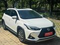 2022 Toyota Yaris IV, белый, 950000 рублей - вид 2