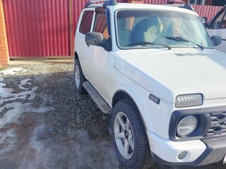 2000 Lada (ВАЗ) 2121 (4x4) I Рестайлинг, белый, 310000 рублей, вид 1