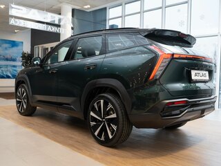 2026 Geely Atlas II, зелёный, 3819855 рублей, вид 4