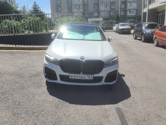 2022 BMW 7 серии 730i VI (G11/G12) Рестайлинг, белый, 6500000 рублей - вид 5