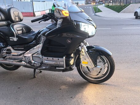 2013 Honda GL 1800 Gold Wing, чёрный, 1350000 рублей, вид 3