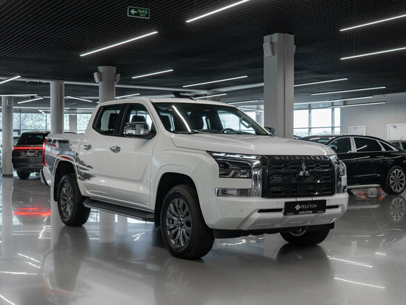 2025 Mitsubishi L200 VI, белый - вид 1