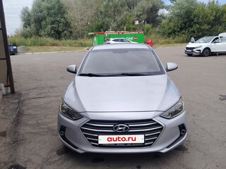 2018 Hyundai Elantra VI (AD), серебристый, 1380000 рублей, вид 1