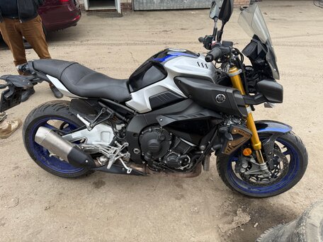 2017 Yamaha MT-10SP, синий, 960000 рублей, вид 3