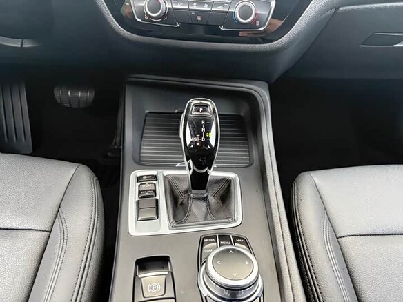 2022 BMW 1 серии 120i III (F52) Рестайлинг, белый, 1420000 рублей - вид 2