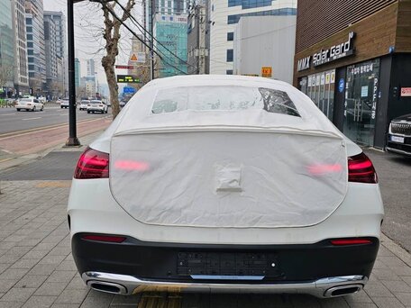 2025 Mercedes-Benz GLE Coupe 450 II (C167) Рестайлинг, белый, 15500000 рублей, вид 2