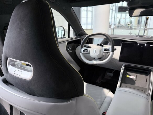 2025 Avatr 11 116 kWh I, белый - вид 11