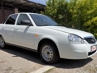 2017 Lada (ВАЗ) Priora I Рестайлинг, белый, 750000 рублей, вид 3