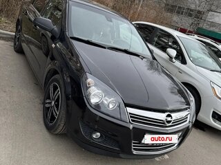 2009 Opel Astra H Рестайлинг, чёрный, 450000 рублей, вид 4