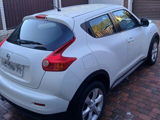 2011 Nissan Juke I, белый, 900000 рублей, вид 4
