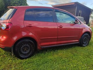 2008 Volkswagen Golf Plus I, красный, 330000 рублей, вид 4