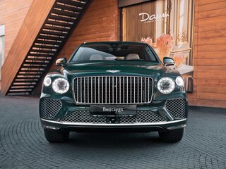 2026 Bentley Bentayga I Рестайлинг, зелёный, 43500000 рублей, вид 4