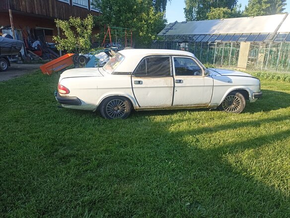 1998 ГАЗ 3110 «Волга», белый, 180000 рублей - вид 2