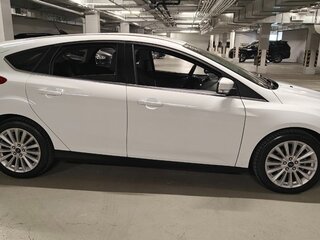 2018 Ford Focus III Рестайлинг, белый, 1400000 рублей, вид 4