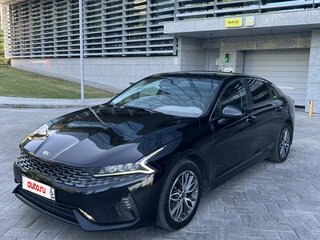 2021 Kia K5 III, чёрный, 1950000 рублей, вид 2