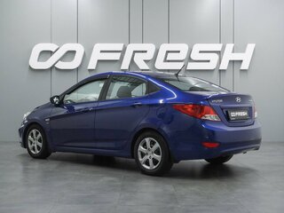 2013 Hyundai Solaris I, синий, 910000 рублей, вид 2