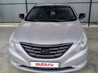 2011 Hyundai Sonata VI (YF), серебристый, 850000 рублей, вид 3