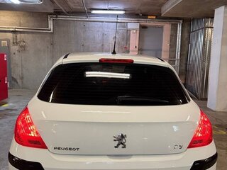 2009 Peugeot 308 I, белый, 380000 рублей, вид 3