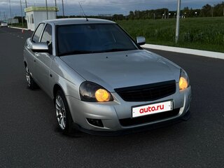 2015 Lada (ВАЗ) Priora I Рестайлинг, серебристый, 700000 рублей, вид 2