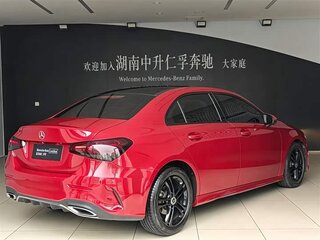 2022 Mercedes-Benz A-Класс 180 IV (W177) Рестайлинг, пурпурный, 1445000 рублей, вид 3