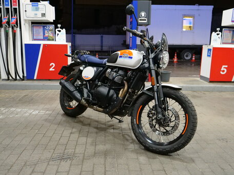 2025 Royal Enfield Bear 650, красный, 545000 рублей, вид 1