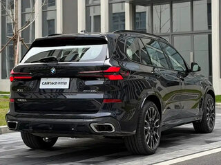 2023 BMW X5 Long 40Li IV (G05/G18) Рестайлинг, чёрный, 8790888 рублей, вид 4