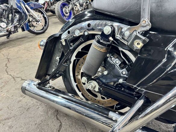 2012 Harley-Davidson Road Glide, чёрный, 1280000 рублей - вид 5