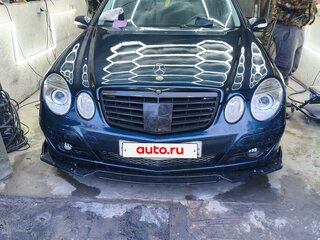 2004 Mercedes-Benz E-Класс 240 III (W211, S211), чёрный, 700000 рублей, вид 3