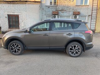 2015 Toyota RAV4 IV (XA40) Рестайлинг, коричневый, 1999999 рублей, вид 4