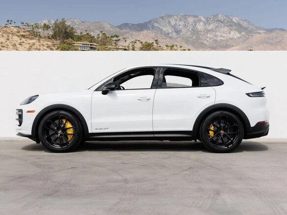2026 Porsche Cayenne Turbo GT Coupé III Рестайлинг, белый, 19164000 рублей - вид 6