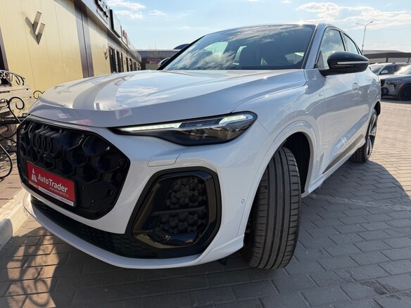 2025 Audi Q5 Sportback TFSI quattro S tronic II (GU), белый, 7800000 рублей - вид 12
