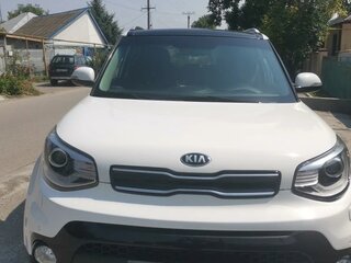 2018 Kia Soul II Рестайлинг, белый, 2000000 рублей, вид 1