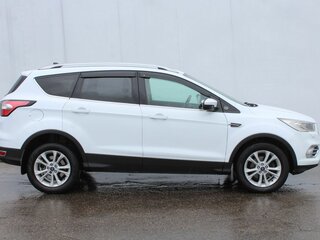 2018 Ford Kuga II Рестайлинг, белый, 1230000 рублей, вид 4