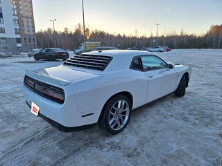 2020 Dodge Challenger III Рестайлинг 2, белый, 4800000 рублей, вид 3