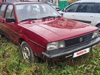 1983 Volkswagen Passat 5-speed B2, красный, 150000 рублей, вид 3