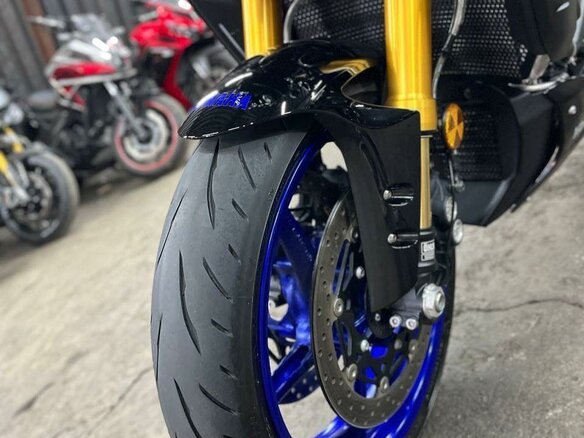 2021 Yamaha MT-10SP, серебристый, 1780000 рублей - вид 21