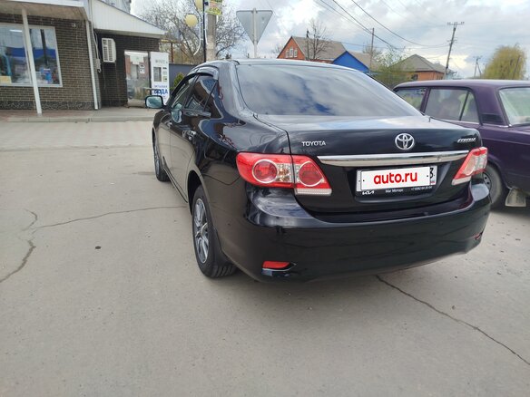 2011 Toyota Corolla X (E140, E150) Рестайлинг, чёрный - вид 4