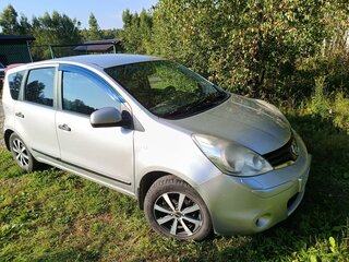 2010 Nissan Note I Рестайлинг, серебристый, 630000 рублей, вид 2