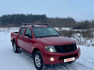 2011 Nissan Navara (Frontier) III (D40) Рестайлинг, красный, 1370000 рублей, вид 3