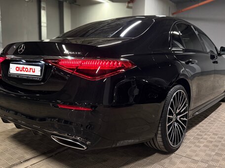 2026 Mercedes-Benz S-Класс 580 Long 4MATIC VII (W223), чёрный, 26500000 рублей, вид 5