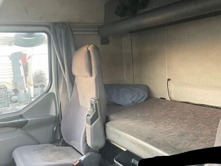 2003 Renault Premium, белый, 890000 рублей, вид 5