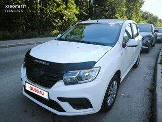 2015 Renault Sandero II, белый, 585000 рублей, вид 2