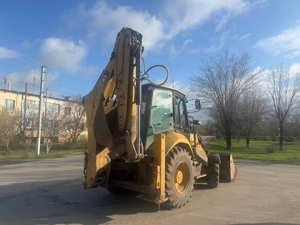 2020 Caterpillar 432, 7800000 рублей - вид 3