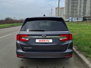 2017 Honda Odyssey (North America) 9-speed V, серый, 2550000 рублей, вид 3