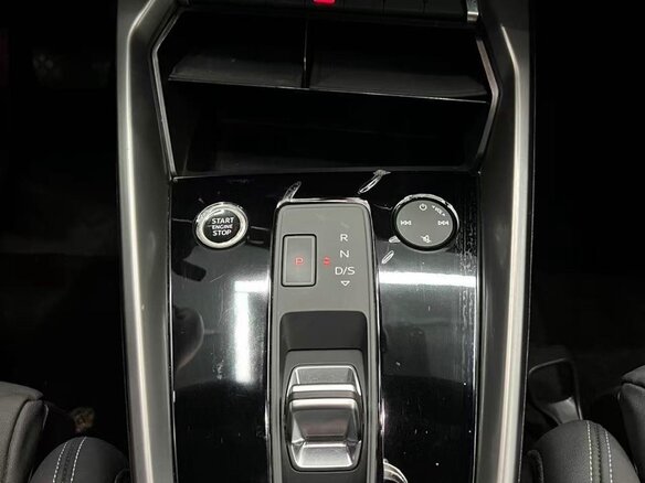 2022 Audi A3 35 TFSI IV (8Y), пурпурный, 2100000 рублей - вид 21