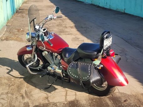 2005 Honda Shadow 750, красный, 430000 рублей, вид 2