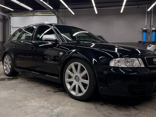 2000 Audi RS 4 I (B5), чёрный, 3600000 рублей, вид 1